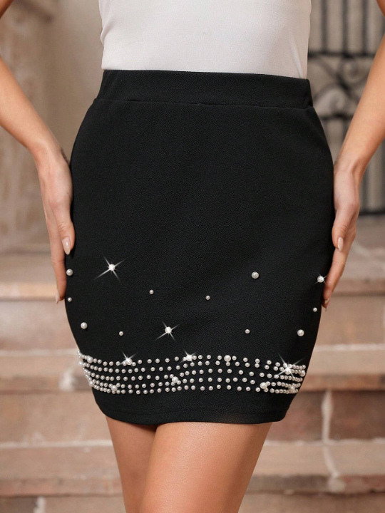 Clasi Pearl Bead Decorated Casual Straight Skirt