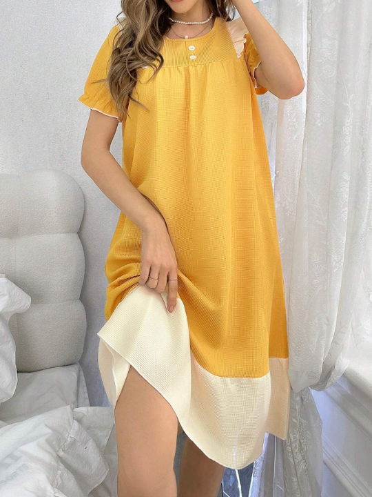 Ladies' Short Sleeve Sleep Dress With Ruffle Hem And Patchwork Design