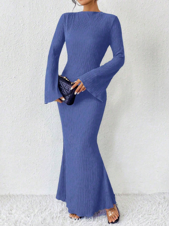 Priv Solid Color Flared Sleeve Fish Tail Dress