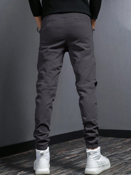 Manfinity Men Solid Slant Pocket Pants