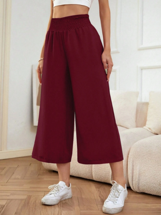 LUNE Loose Fit Elastic Waist Capri Pants