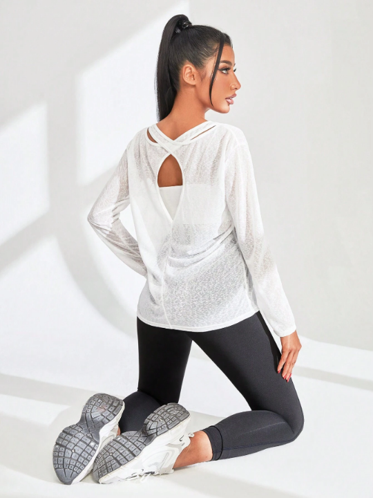 Yoga Trendy Hollow Out Long Sleeve Loose Fit Athletic T-Shirt