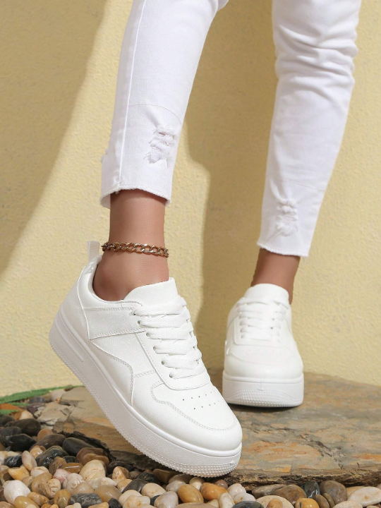 Women's White Sports Shoes With Thick Sole, Height Increasing & Front Tie, Suitable For Spring And Summer, Color Blocking Design