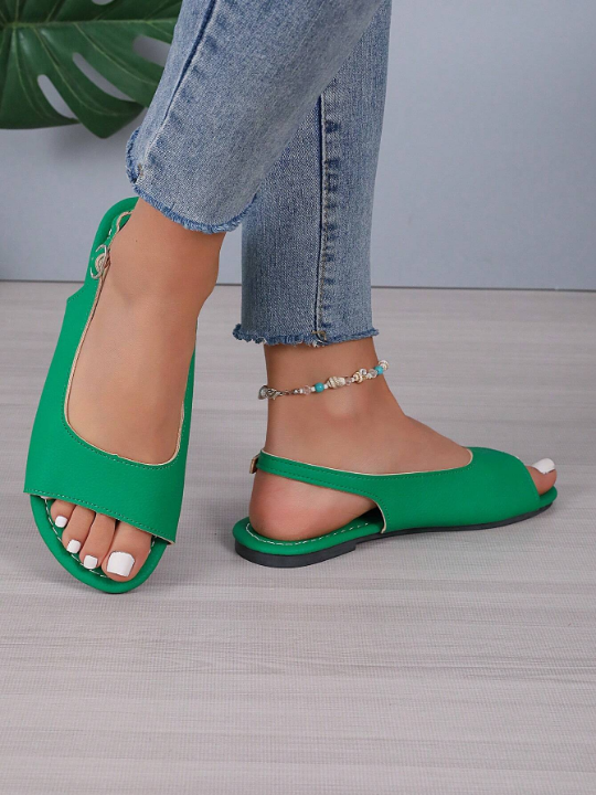 New Style 2023 Spring/Summer Fashionable Simple European And American Style Plus Size Open Toe Flat Roman Sandals With Ankle Buckle Strap