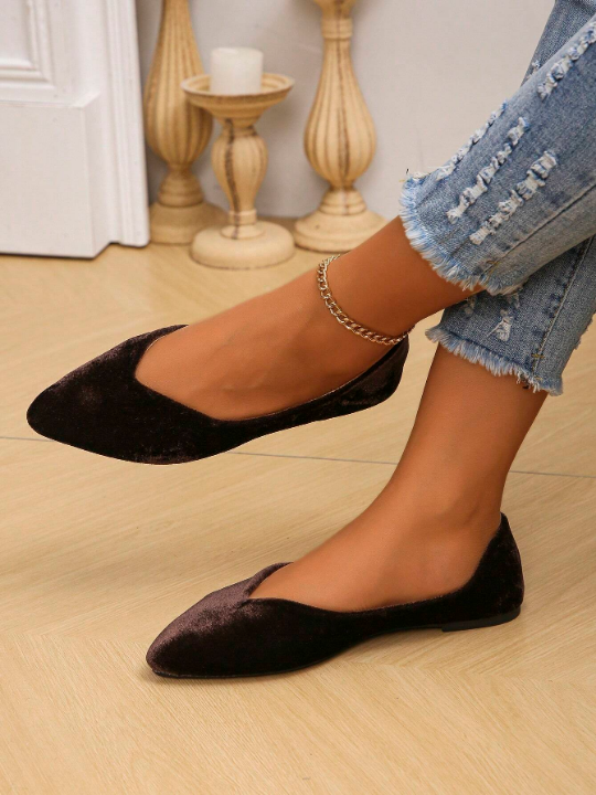 Large Size Women's Fashionable Brown Suede Flat Shoes, Pointed Toe, Slip-On, Soft Sole, Suitable For Daily And Outdoor