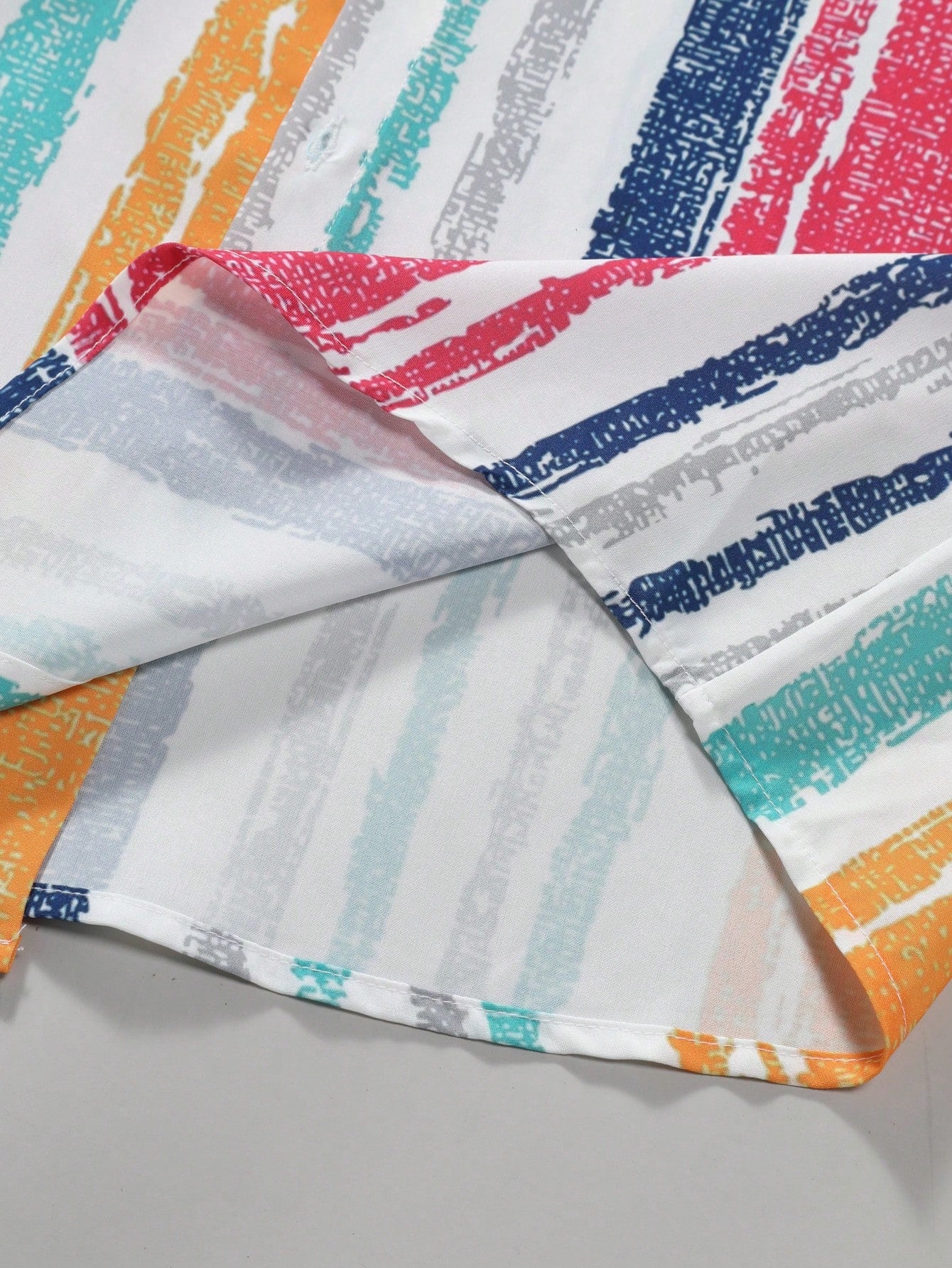 Men's Contrast Color Striped Button Front Short Sleeve Shirt