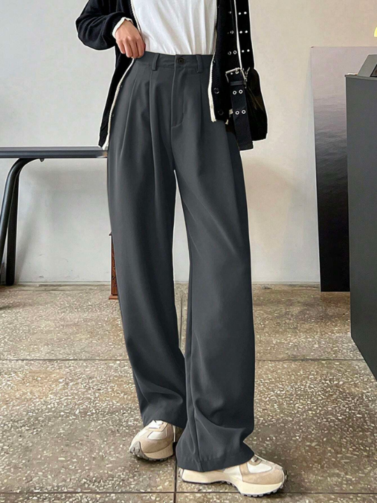 DAZY Solid Color Pleated Slant Pocket Straight-Leg Pants