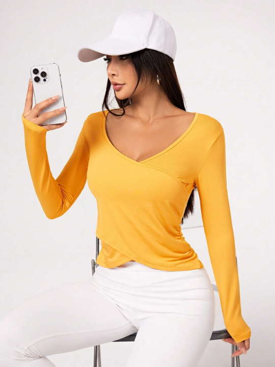 Women's Solid Color V-Neck Criss-Cross Long Sleeve Sports T-Shirt