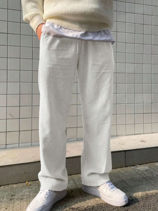 DAZY Men's Fashionable White Corduroy Long Pants In Simple Style