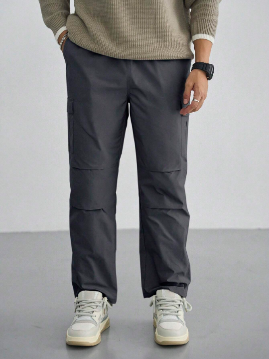 DAZY Men's Solid Color Straight-Fit Cargo Pants