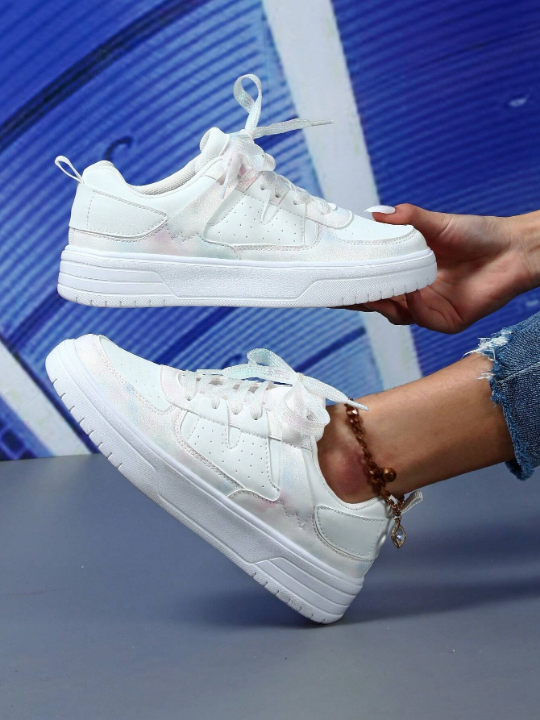 Women's White & Iridescent Material Mix Sports Skate Shoes, Casual Low-Top Street Walking Shoes