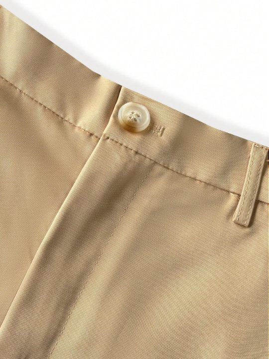 Manfinity Homme Men's Solid Color Casual Fashion Shorts