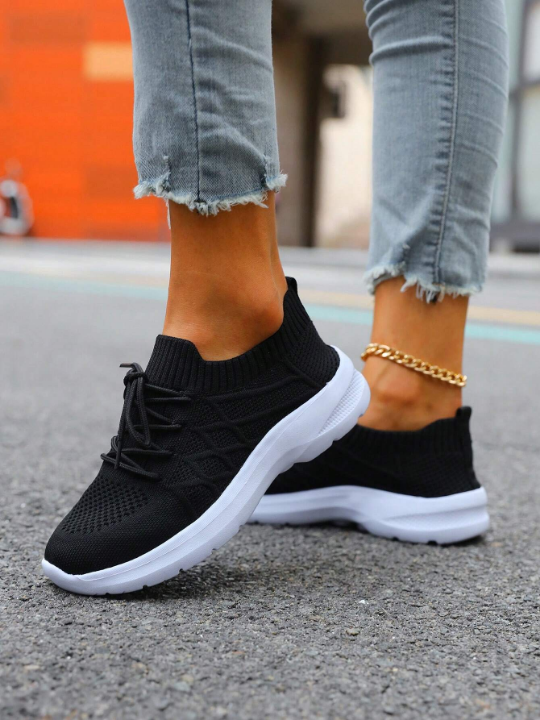 Spring And Autumn Fashionable Casual Black Anti-Slip Soft, Lightweight, Breathable Women's Running Shoes