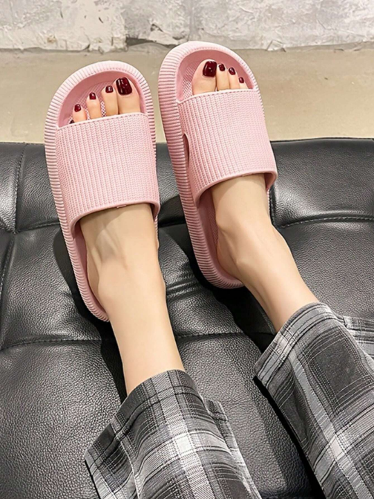 New Arrival Fashionable And Versatile Pink Striped Thick-Soled Soft And Comfortable Slippers With Single Side Hole Suitable For Home, Bathroom, And Outdoor Wear For Men