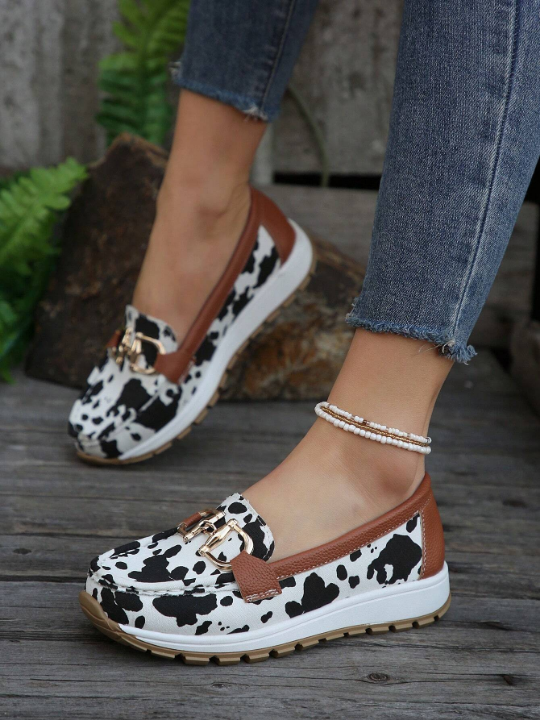 Summer Hollow Out Leather Shoes For Middle Aged Women, Mother, Ladies' Peas Shoes With Soft Wedge Heels And Holes, Single Shoes Women