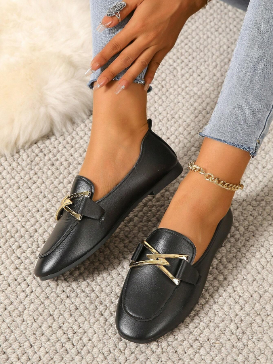 Women's Fashionable Metal Buckle Low-Heeled Shoes, Versatile Style