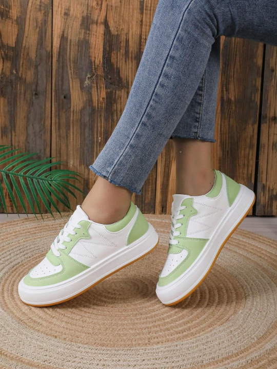 Women's Casual Outdoor Sports Shoes Flat Athletic Sneakers