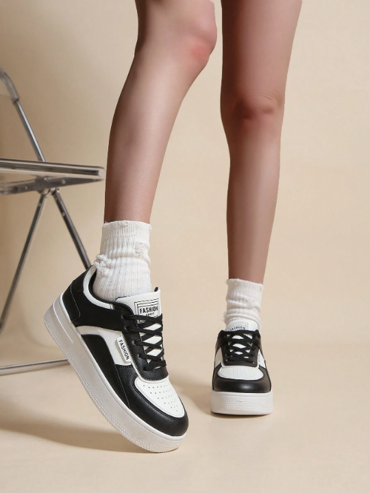 Women's White Casual Sneakers With Increased Height, Thick Soles, Front Tie, Suitable For Spring And Summer, Students And Sports