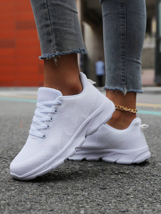 Spring/Autumn Fashionable Breathable White Anti-Slip Soft Lightweight Women's Running Shoes