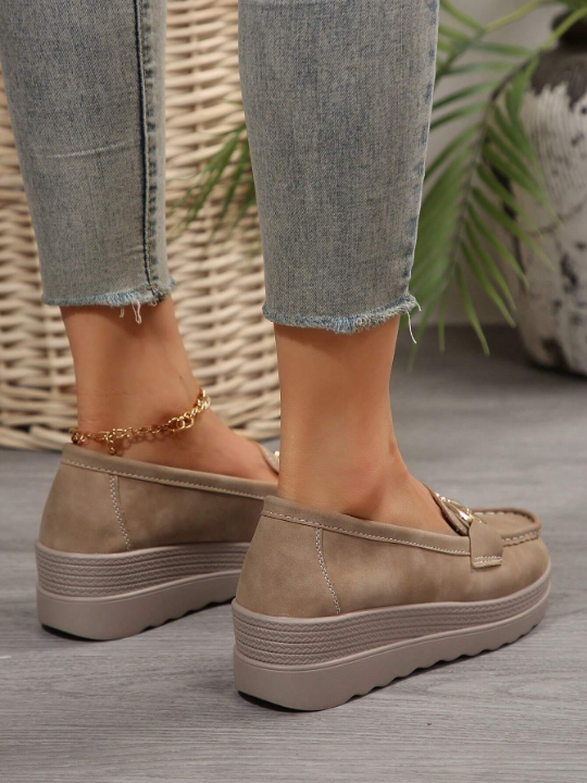 Women's Casual Sport Shoes With Comfortable Soft Sole, Metallic Chain Decor, Loafers