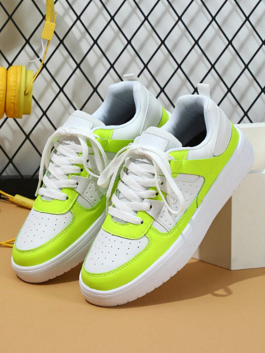 Ladies' Outdoor Sports Skateboarding Shoes In White & Fluorescent Green, Comfortable Flat Bottom Walking Casual Shoes