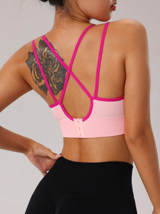 Women's Seamless Two-Tone Back Closure Adjustable Sports Bra For Workouts