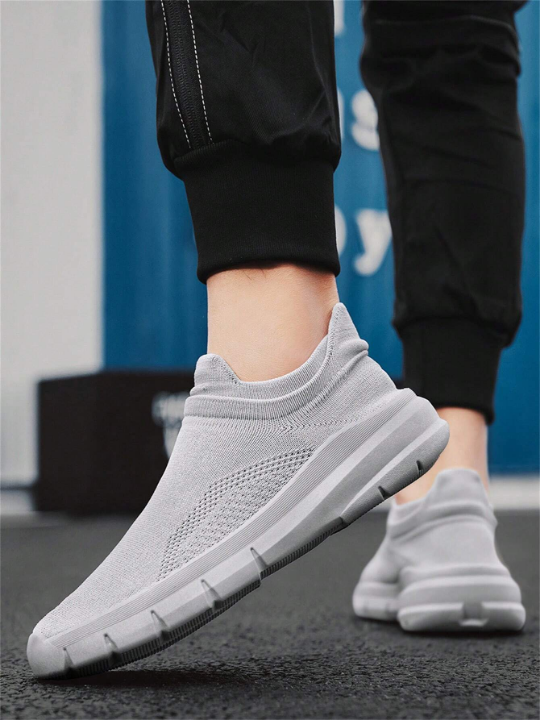 Men Breathable Mesh Slip-On Sport Shoes, Solid Color, Simple And Casual, Lightweight, Flat Sole, For Running, Spring And Autumn, Light Gray