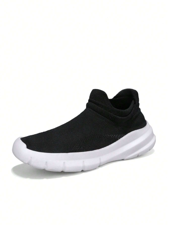 Men Solid Color Breathable Mesh Slip-On Sports Shoes, Casual And Simple Spring And Autumn Lightweight Flat Running Shoes, Black With White Soles