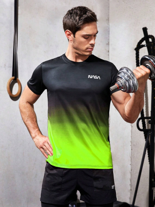 Fitness Men's Fashionable Black To Green Ombre Sports T-Shirt For Summer