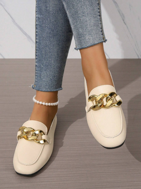 Beige Fashionable Flat Shoes With Metallic Chain Decor, Suitable For All Seasons