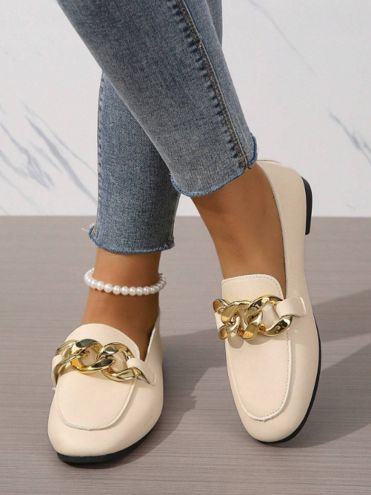 Beige Fashionable Flat Shoes With Metallic Chain Decor, Suitable For All Seasons