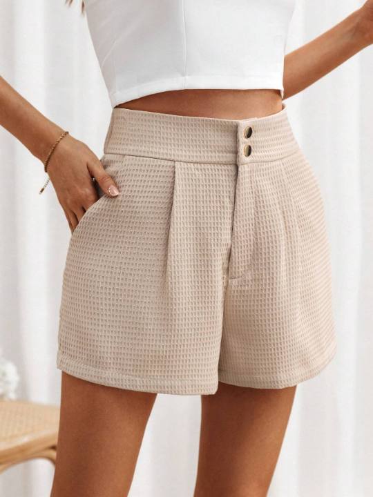 Frenchy Women's Solid Color High Waisted Shorts With Texture And Slanted Pockets