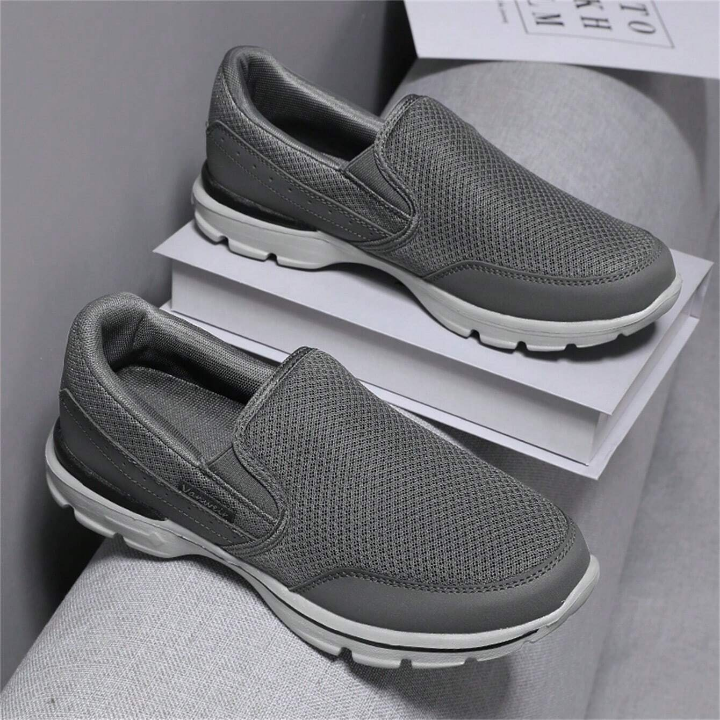 Lightweight Slip-On Walking Shoes Men Casual Loafers