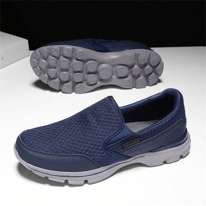 Lightweight Slip-On Jogging Shoes Men Casual Loafers