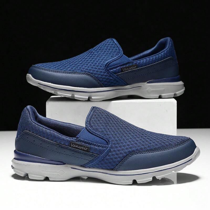 Lightweight Slip-On Jogging Shoes Men Casual Loafers