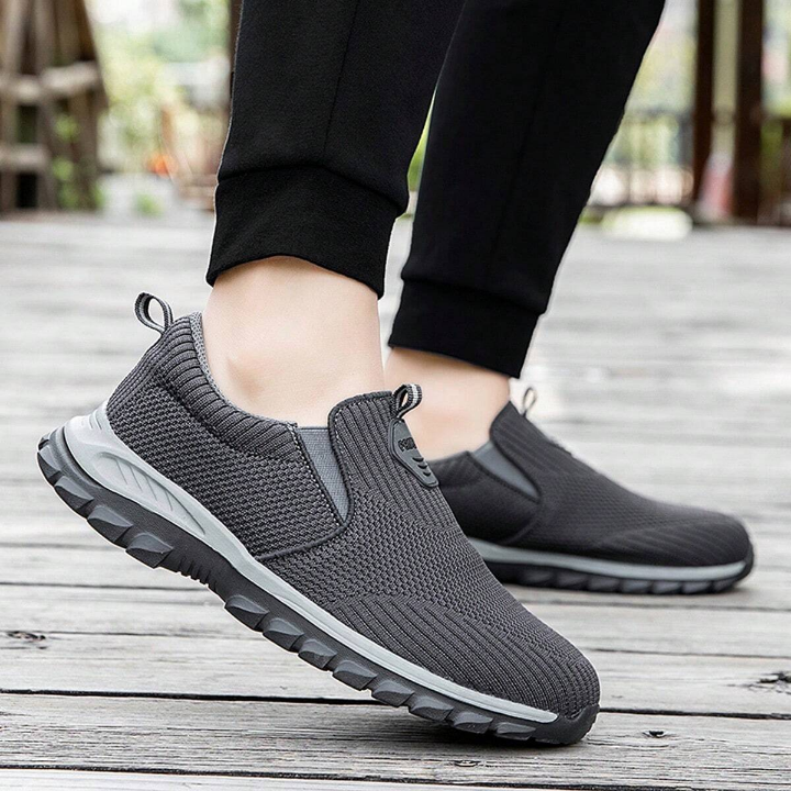 Men Casual Comfortable Soft Walking Shoes Knitted Running Slip-On Lightweight Sneakers