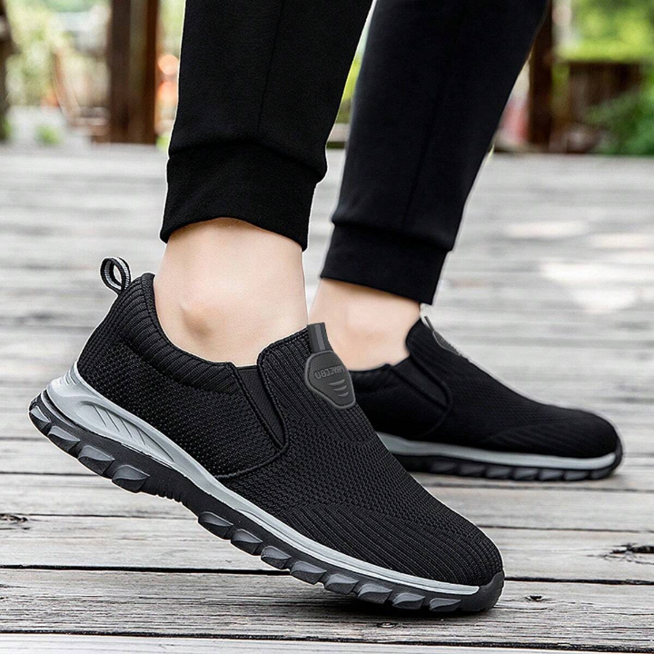 Men Casual Comfortable Soft Walking Shoes Knitted Running Slip-On Lightweight Sneakers