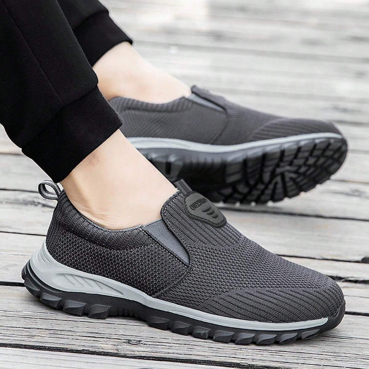 Men Casual Comfortable Soft Walking Shoes Knitted Running Slip-On Lightweight Sneakers