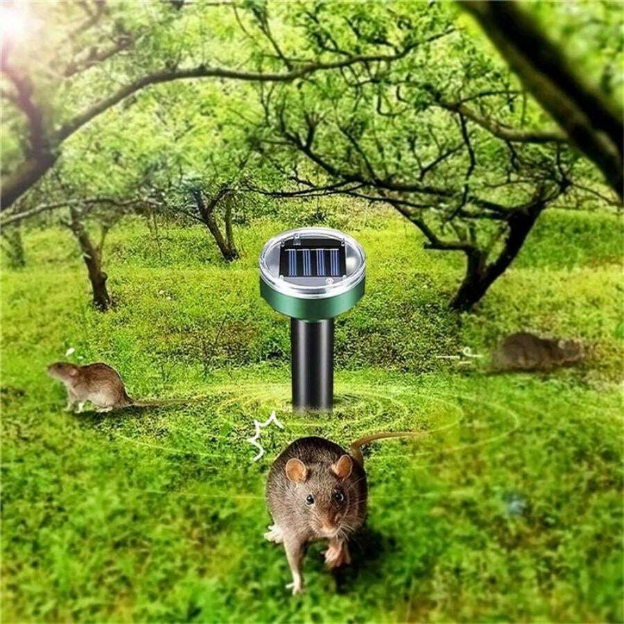 Ultrasonic Solar-Powered Pest Repeller With Motion Sensor