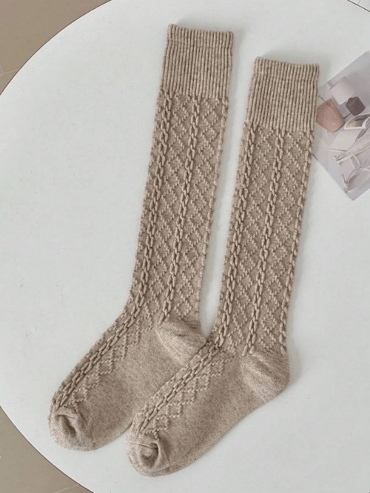 1pair Women's Retro Solid Color Twisted Pattern Over - the - calf Socks, Fashionable And Warm For Fall And Winter - Lolli World Marketplace