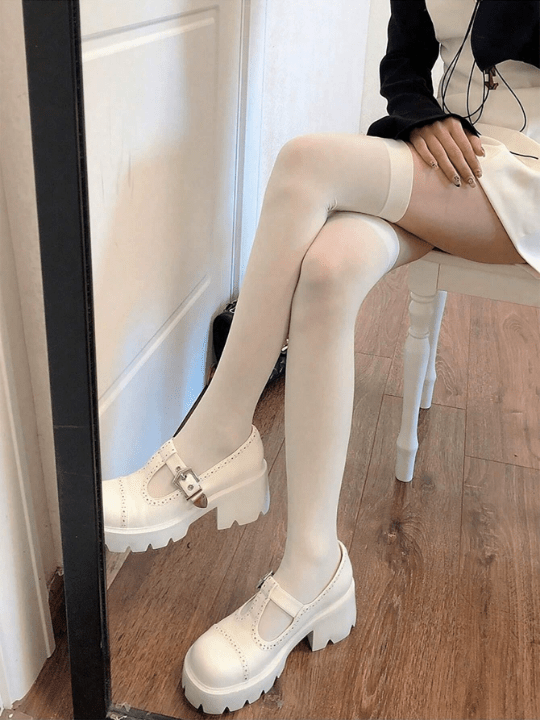 1pc Women's Knee - High/Thigh - High Striped Warm Socks For Cosplay, Sports - Lolli World Marketplace