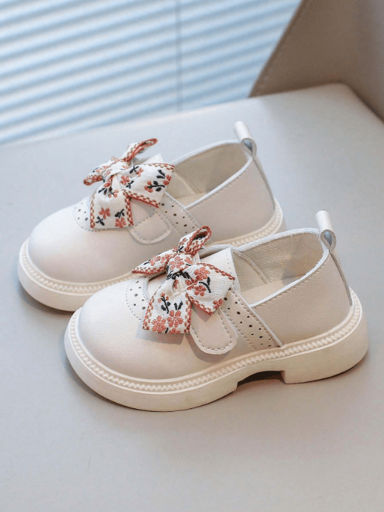 2024 Spring And Autumn New Style Children's College Style Butterfly Knot Soft Bottom Leather Shoes Trendy Girls' Shoes - Lolli World Marketplace