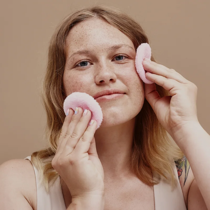 GLOV Water-only Makeup Removal Moon Pads