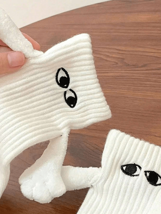 2pairs Funny Couples' Hand In Hand Socks With 3d Eye & Pull Tab Design - Lolli World Marketplace