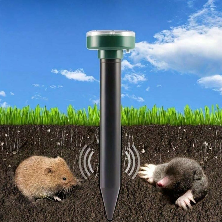 Ultrasonic Solar-Powered Pest Repeller With Motion Sensor