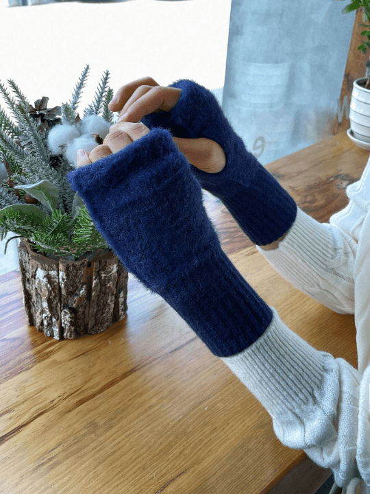 DAZY Blue Regular Knit Warm Gloves - Lolli World Marketplace