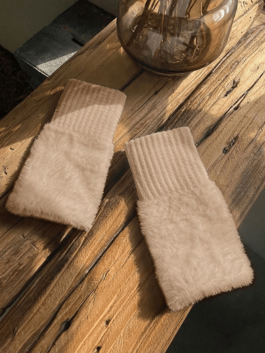DAZY Regular Knit Khaki Gloves - Lolli World Marketplace