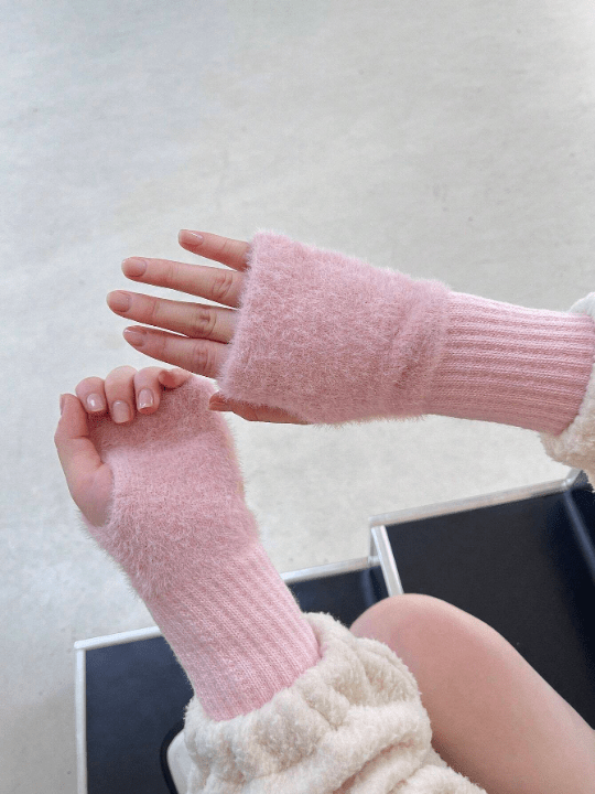 DAZY Regular Knitted Gloves - Lolli World Marketplace