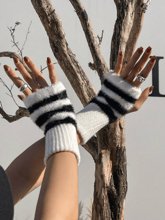 DAZY Striped Fluffy Fingerless Gloves - Lolli World Marketplace
