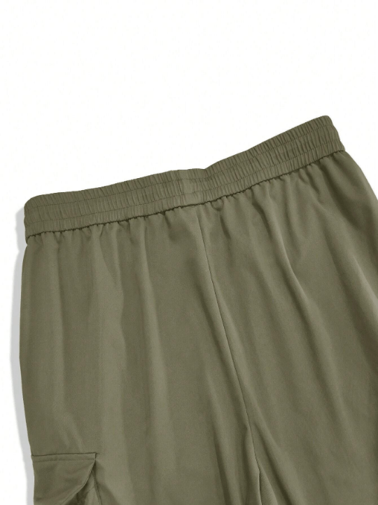 Manfinity EMRG Men Flap Pocket Side Drawstring Waist Oversize Cargo Pants - Lolli World Marketplace